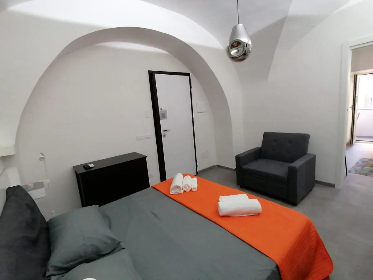 Ferienwohnung La Casa Di Orlando CTA Italien